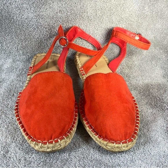 Time And Tru Shoes Women’s Sandal’s Size 9 Straps‎ Close toe Orange - Picture 2 of 9